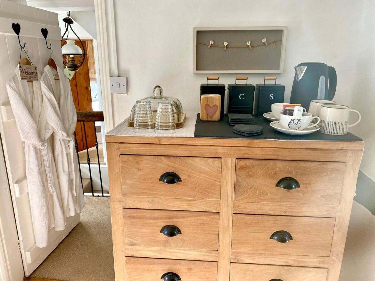 Chestnut Tree Cottage, 7 High Street Ardingly Bilik gambar