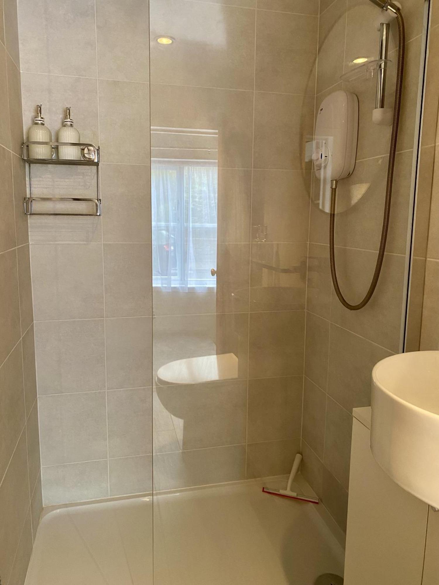 Chestnut Tree Cottage, 7 High Street Ardingly Bilik gambar